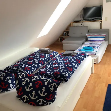 Ankerplatz Warnemuende - Direkte Strandnaehe Mit Leuchtturmblick *