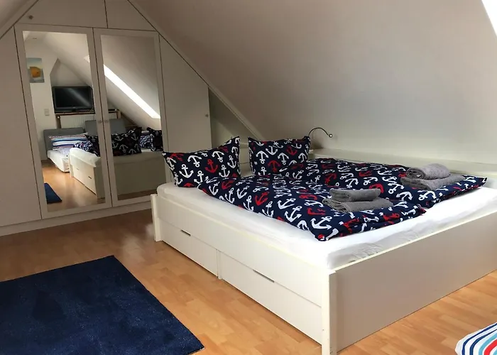 Apartment Ankerplatz Warnemuende - Direkte Strandnaehe Mit Leuchtturmblick Rostock