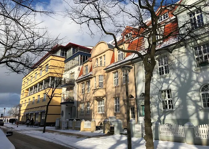 Ankerplatz Warnemuende - Direkte Strandnaehe Mit Leuchtturmblick Apartment Rostock
